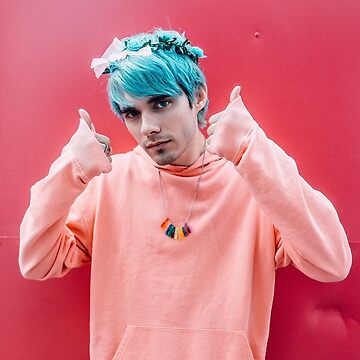 Awsten Knight