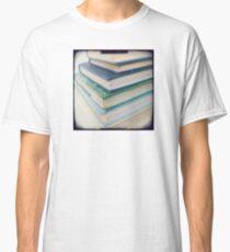 Pile of books - blue Classic T-Shirt