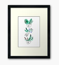 Flora y fauna Framed Print