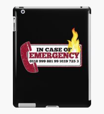 It Crowd Inspired - New Emergency Number - 0118 999 881 99 9119 725 3 - Moss and the Fire iPad Case/Skin