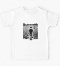 OASIS AT KNEBWORTH - posterized image. ICONIC Kids Tee
