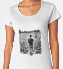 OASIS AT KNEBWORTH - posterized image. ICONIC Women's Premium T-Shirt