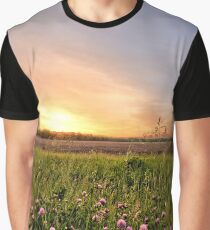 Clover Sunrise Graphic T-Shirt