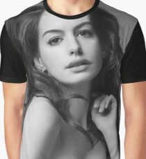 anne hathaway Graphic T-Shirt