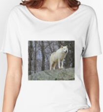 Arctic Wolf Watching Women's Relaxed Fit T-Shirt