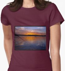 Sunset. Port Hacking Women's Fitted T-Shirt