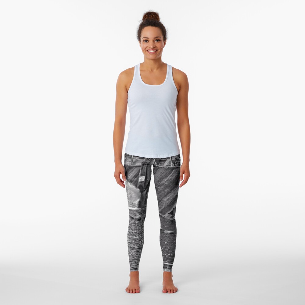 Scrivener Dam in Canberra/ACT/Australia (2) Leggings