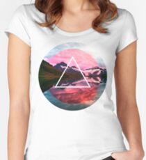 Wanderlust Lake Women's Fitted Scoop T-Shirt
