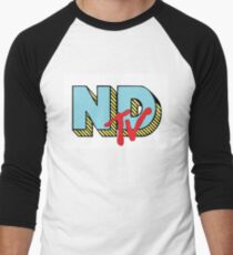 neck deep tv Men's Baseball ¾ T-Shirt