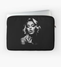 Smokin' Lady Laptop Sleeve