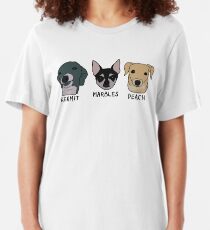 Jennas Hunde + Namen Slim Fit T-Shirt