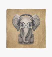 Netter Baby-Elefant DJ, der Kopfhörer und Gläser trägt Tuch