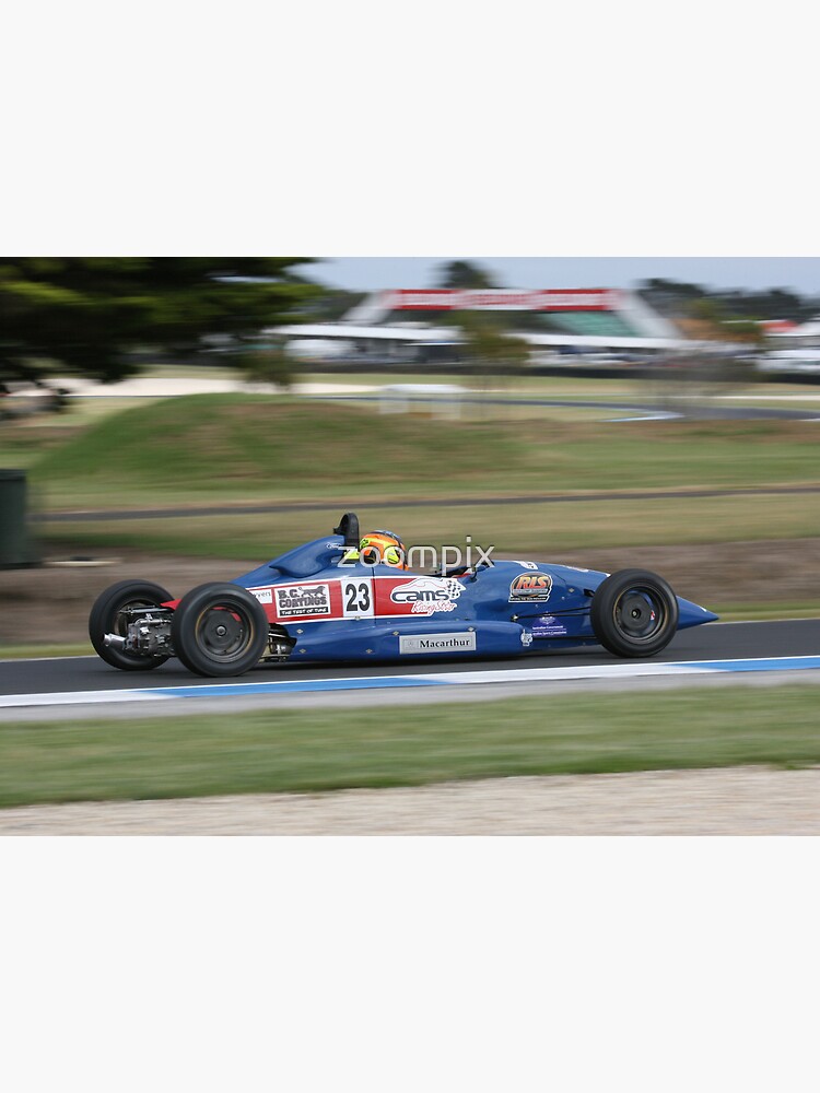 Flying Formula Ford by zoompix