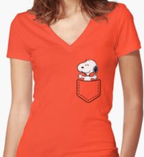 Pocket Snoopy Dog Women's Fitted V-Neck T-Shirt