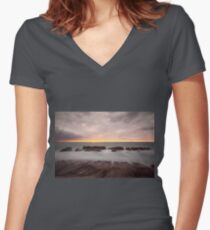 Long exposure dusk Women's Fitted V-Neck T-Shirt