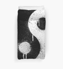 Graffiti Zen Master - Spray paint yin yang Duvet Cover