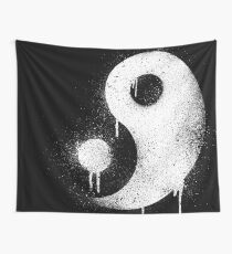 Graffiti Zen Master - Spray paint yin yang Wall Tapestry