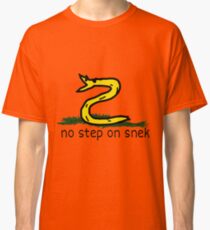 Kein Schritt auf Snek Classic T-Shirt