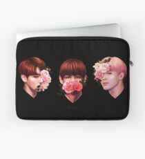 ❀ Blumen + Maknae Linie ❀ Laptoptasche