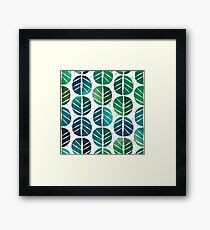 i love Green Leaf Framed Print
