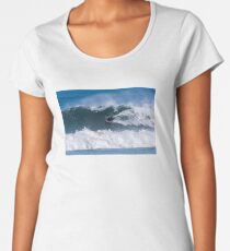 Bodyboarder in action Women's Premium T-Shirt