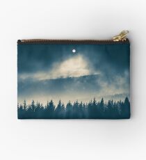 Follow the light Studio Pouch
