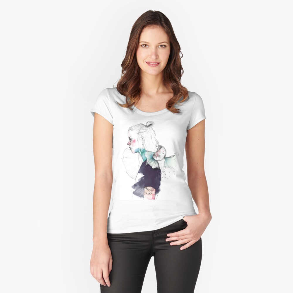 BETTA Fitted Scoop T-Shirt
