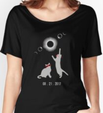Cat total solar eclipse funny Women's Relaxed Fit T-Shirt