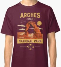 Arches National Park Vintage Utah T Shirt Classic T-Shirt