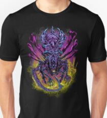 LONG LIVE THE QUEEN (color) Unisex T-Shirt