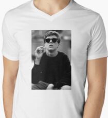Brian T-Shirt mit V-Ausschnitt