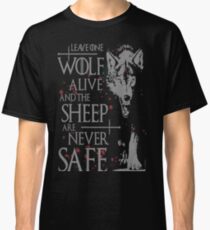 Thrones wolf t-shirt best quote Classic T-Shirt