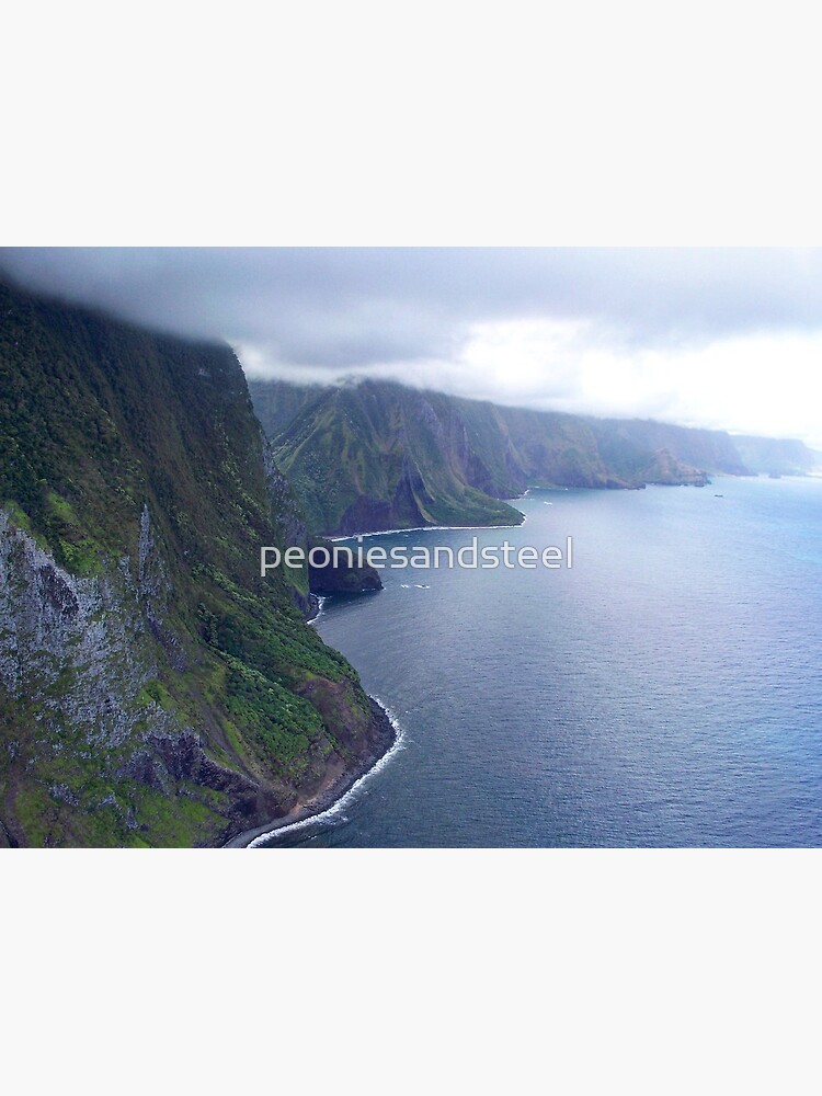Molokai by peoniesandsteel
