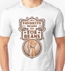 My Favorite Beans Are Toe Beans (Cat) Slim Fit T-Shirt