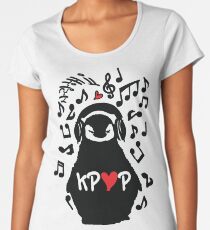 Penguin listen to kpop Women's Premium T-Shirt