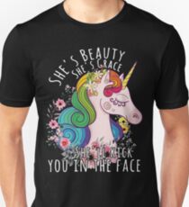 Sie ist Schönheit, sie ist Gnade Unisex T-Shirt