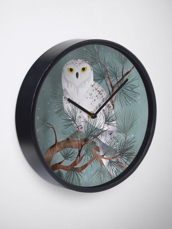 Alternate view of Snowy Clock
