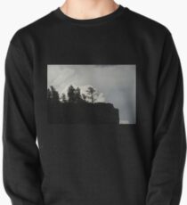 Sturmwolken und Baum Sweatshirt