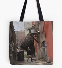 Gasse Tote Bag