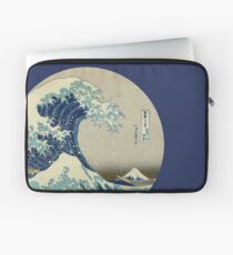 Große Welle vor Kanagawa-Kreis Laptoptasche