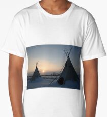 PLAINS CREE TIPI Long T-Shirt
