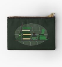 House Shelf - Snake Zipper Pouch