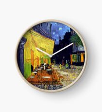 Cafe Terrasse bei Nacht Uhr