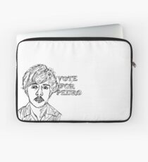 Vote for Pedro Laptop Sleeve