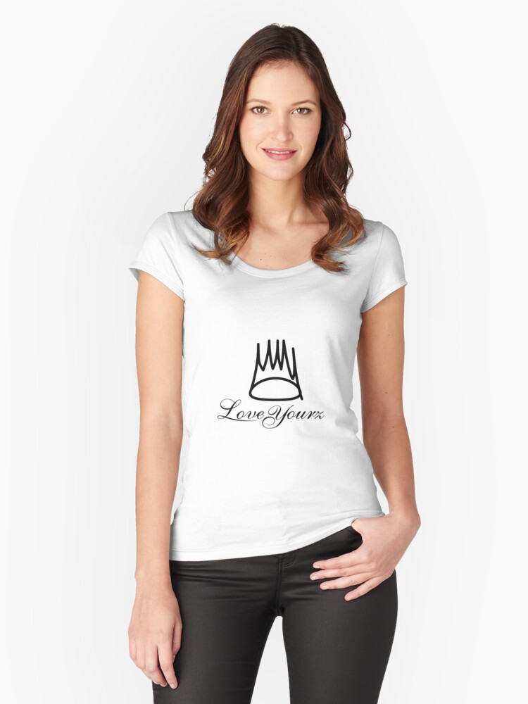 Women\u0027s by T-Shirt GraffitiBox Fitted Scoop Yourz\u0027 \u0027Love GraffitiBox by Scoop Yourz\u0027 \u0027Love T-Shirt Fitted Women\u0027s