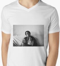 Junger Obama T-Shirt mit V-Ausschnitt