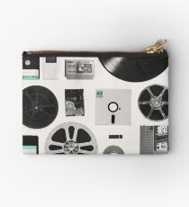 Data Studio Pouch