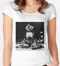 Muhammad Ali Knocks Out Sonny Liston Women's Fitted Scoop T-Shirt