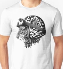 Tiger Helm Unisex T-Shirt