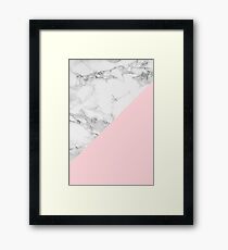 Marmor + rosa Pastellfarbe. Klassische Geometrie. Gerahmtes Wandbild